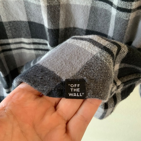 LIKE NEW! Vans Flannel Button Plaid Mens Shirt Size Large - Picture 5 of 10